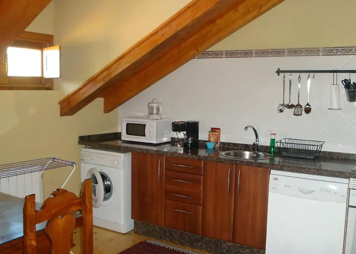 El Mirador Del Sueve Lodge