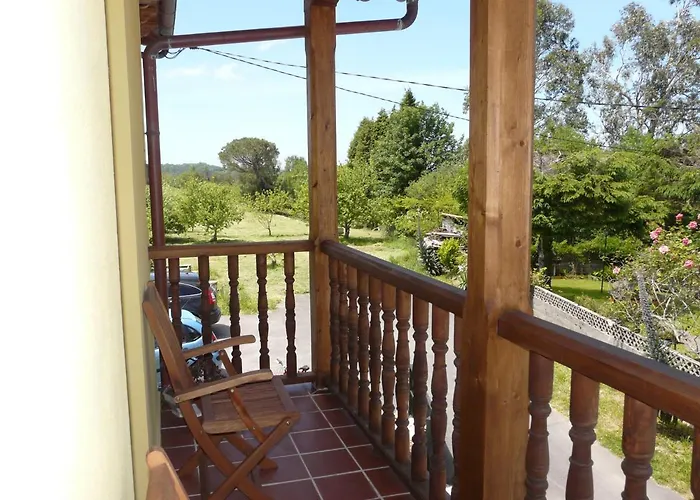 El Mirador Del Sueve Lodge Fanu