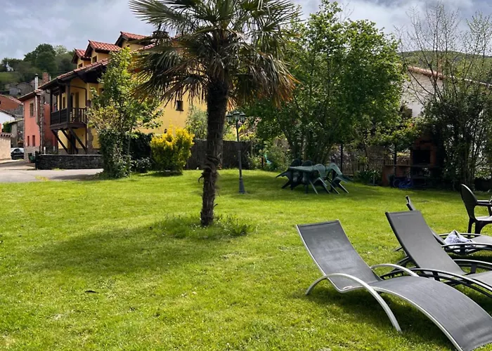 El Mirador Del Sueve Lodge