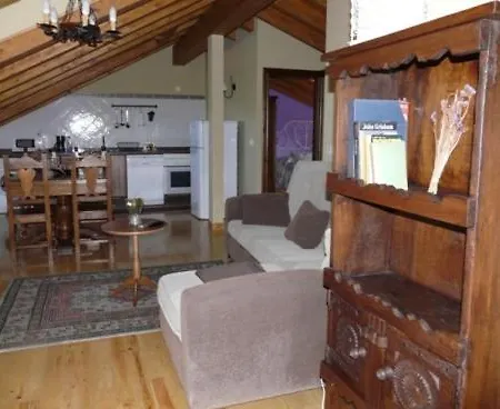 El Mirador Del Sueve Lodge *